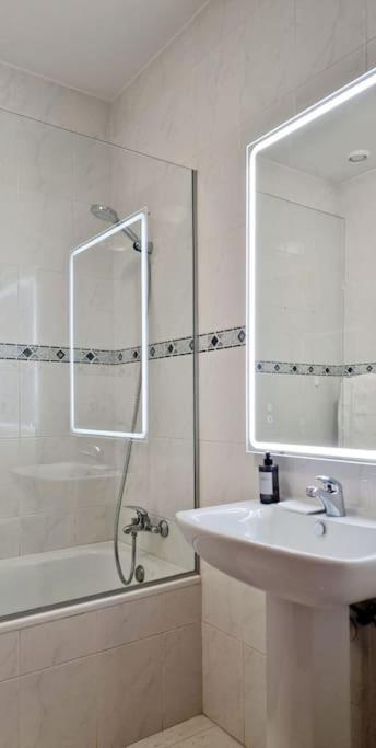 Ocean Pearl Apartment M Funchal  Exterior photo